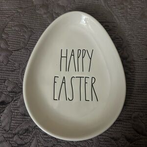 3 pc. Rae Dunn Egg plate set